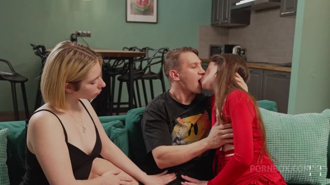 Превью Бабы вдвоём: разорвут любого на хуй № 46734