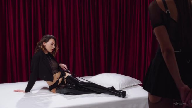 Превью Феноменальное умение пользоваться страпоном № 46740