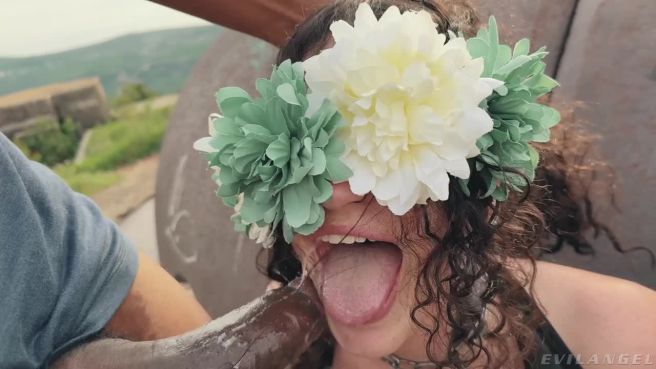 Превью Вот что значит оргия на свежем воздухе № 46747