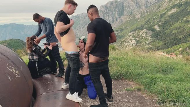 Превью Вот что значит оргия на свежем воздухе № 46747