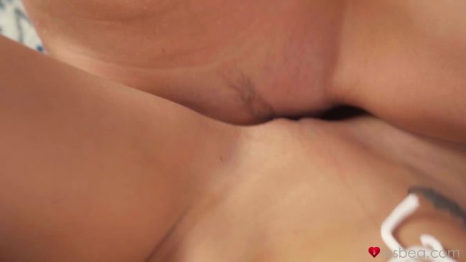 Превью Кунилингус в полумраке: вагина раскрывается № 46753