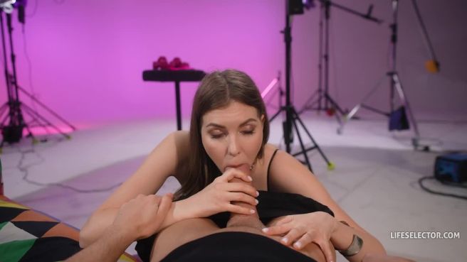 Превью Её анальная дырочка, как настоящая вселенная № 46938