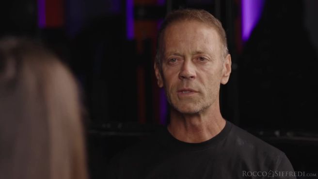 Превью Покажи свою профпригодность известному продюсеру № 47008