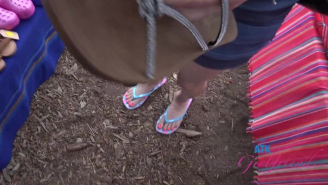 Превью Моя новая попутчица – это самая настоящая шлюшка № 47021