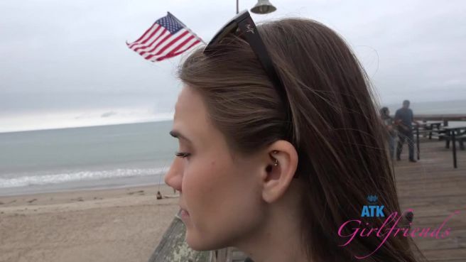 Превью Моя новая попутчица – это самая настоящая шлюшка № 47021