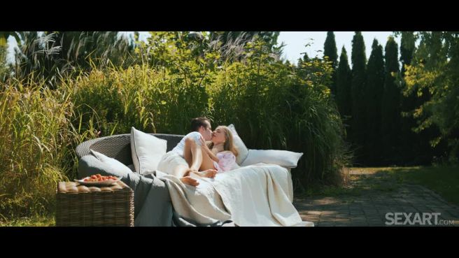 Превью Летняя свобода намекает на разврат № 47131