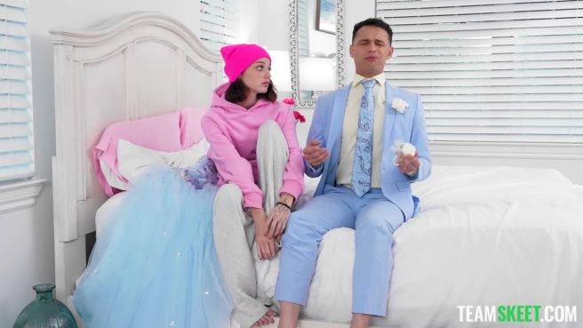 Превью Вот теперь мы будем готовиться к выпускному балу № 47135