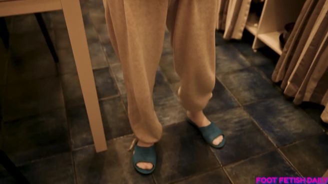 Превью Сборы на учёбу с акцентом на ножки № 47185