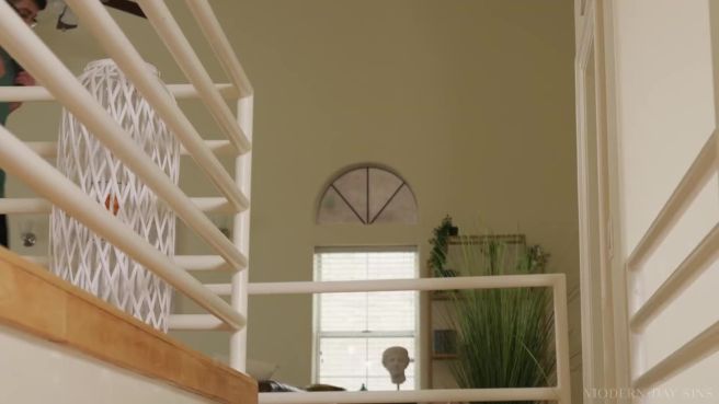 Превью Сестричка, которую нужно поиметь в любой момент № 47193