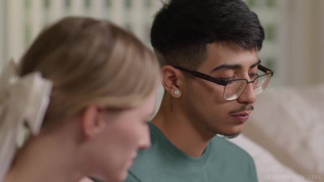 Превью Сестричка, которую нужно поиметь в любой момент № 47193